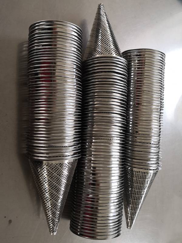 3 stacked cone strainers