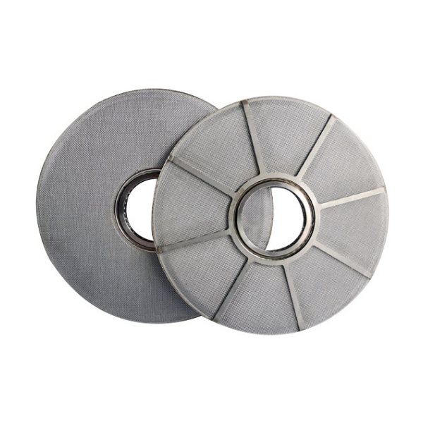 A picture of 2 leaf disc filters in different structure